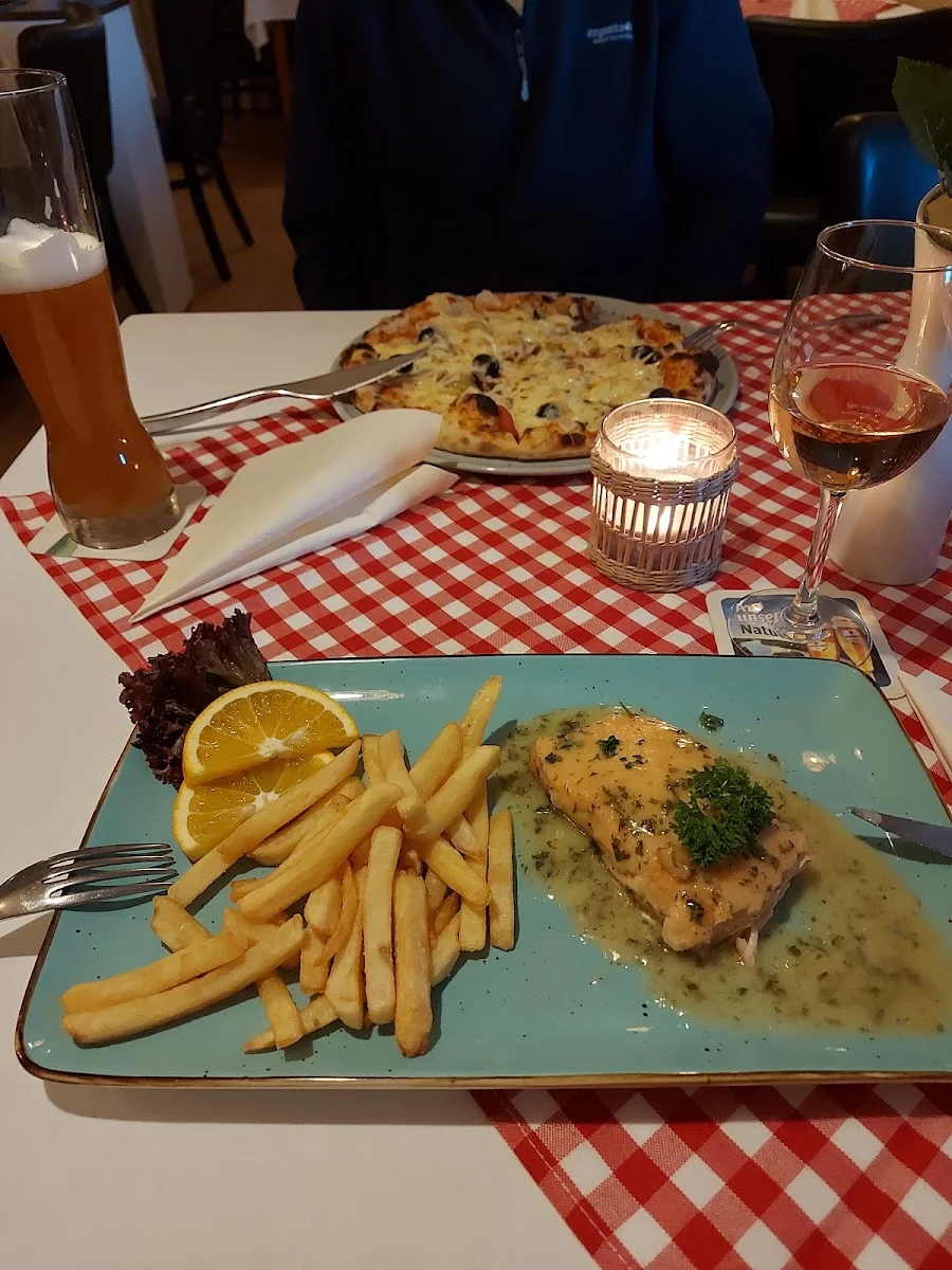 Ristorante & Pizzeria Giardino – Pilzsoße in Schönebeck (Elbe), Sachsen-Anhalt