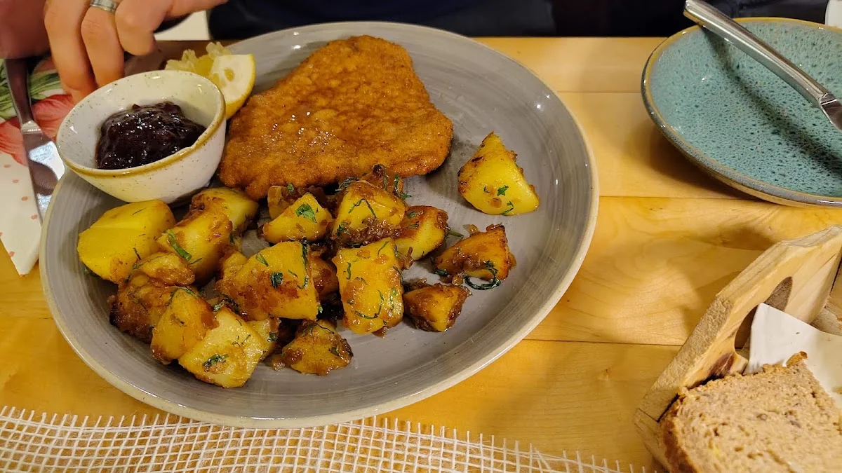 Schuchs Restaurant GmbH – Schnitzel in Frankfurt am Main, Hessen