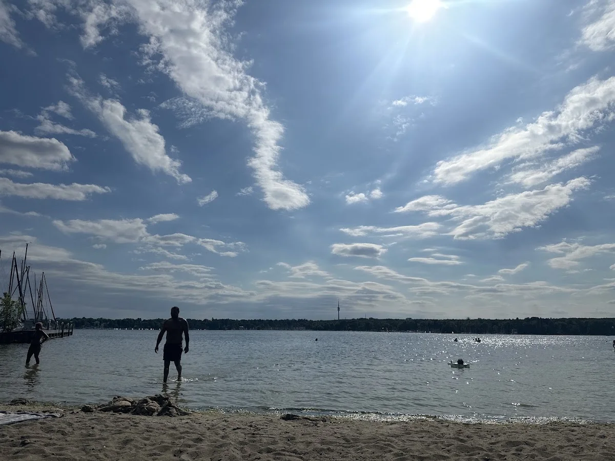 Strandbad Wannsee - Berliner Bäder – Besucherfoto von Abdullatif Kalieh in Berlin