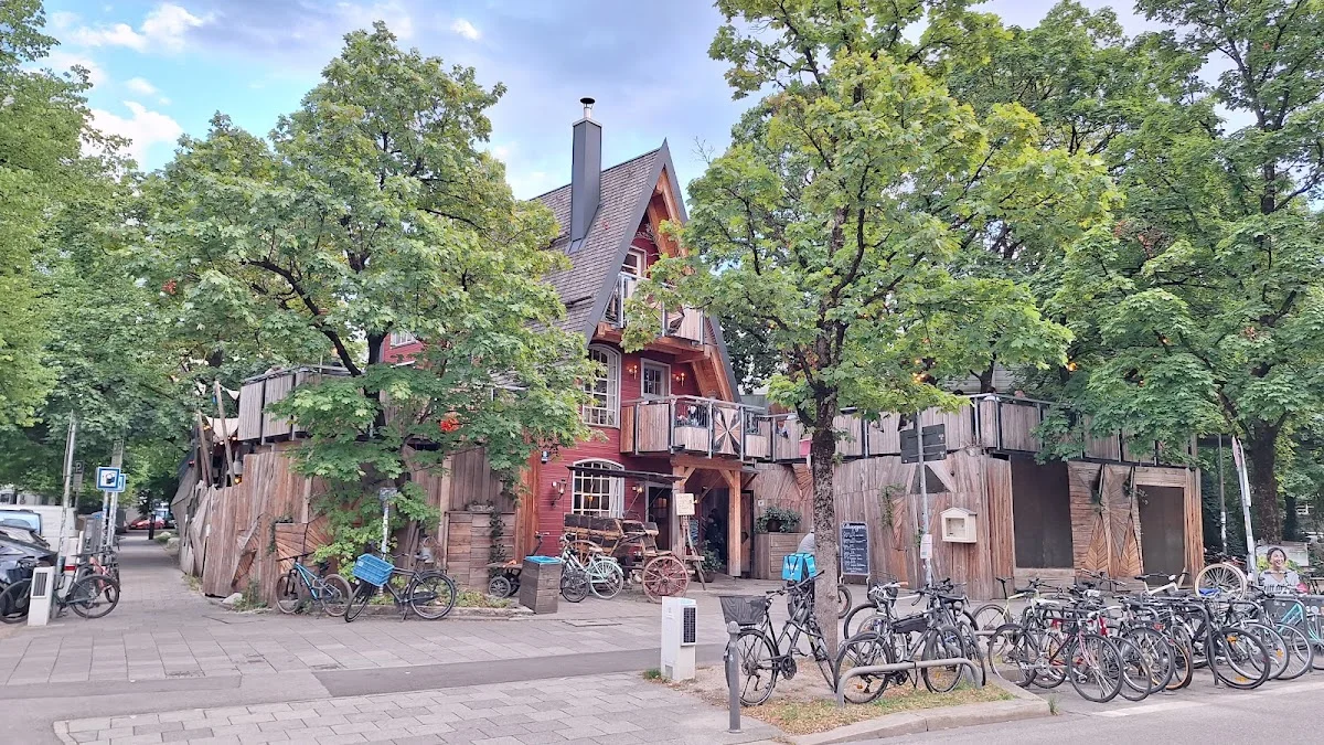 Gans Woanders – Café in München, Bayern