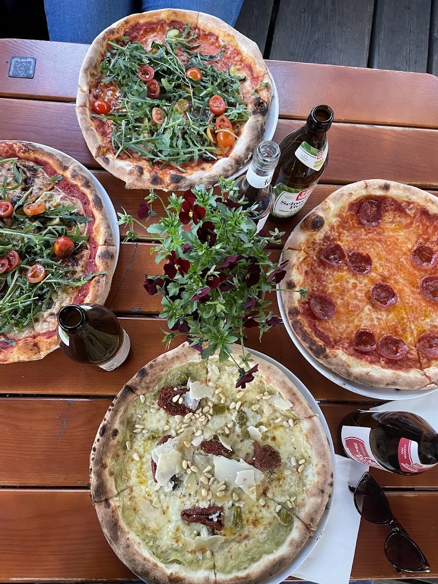 Gans Woanders – Pizza in München, Bayern