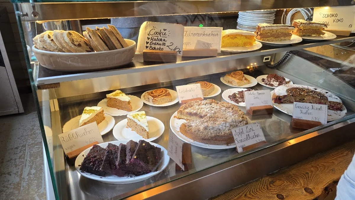 Gans Woanders – Kuchen in München, Bayern