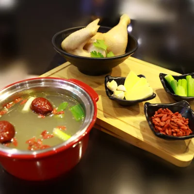 Hot One 壹号部落 – Essen und Trinken in Düsseldorf, Nordrhein-Westfalen
