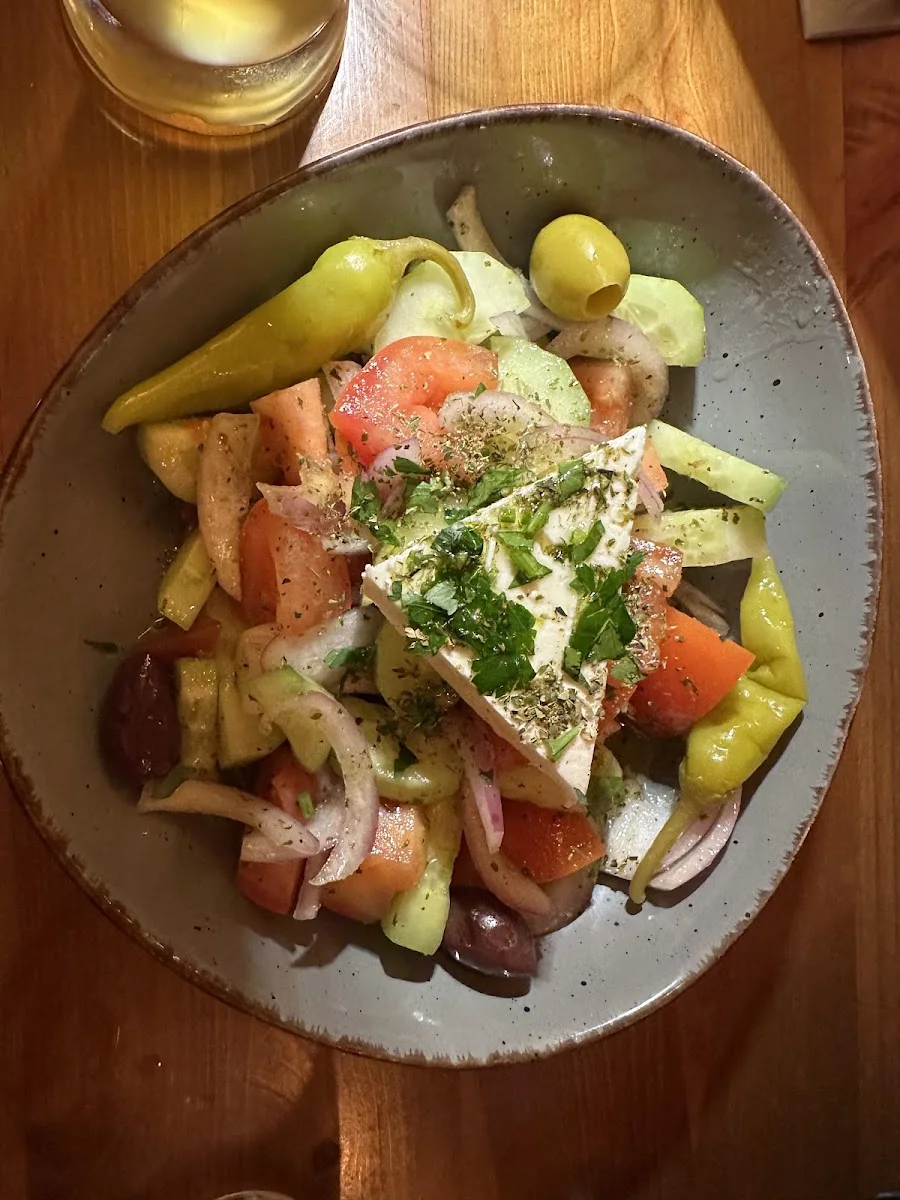 Kosta’s Restaurant – Griechischer Salat in Stuttgart, Baden-Württemberg