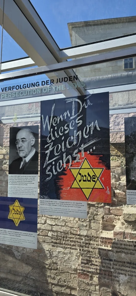 Dokumentationszentrum Topographie des Terrors – Besucherfoto von Mathieu Knepper in Berlin