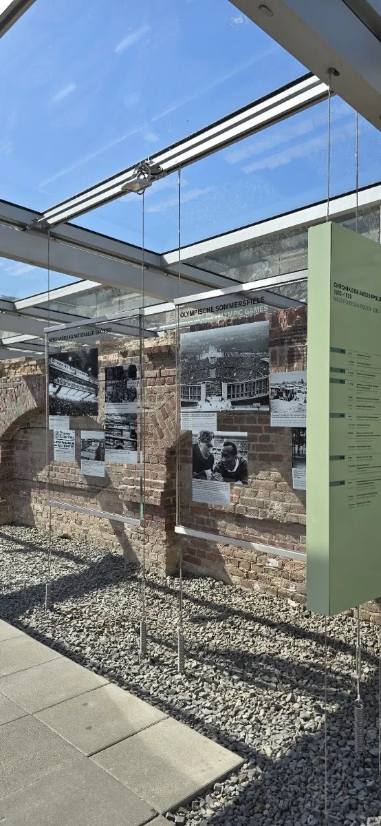 Dokumentationszentrum Topographie des Terrors – Besucherfoto von Mathieu Knepper in Berlin