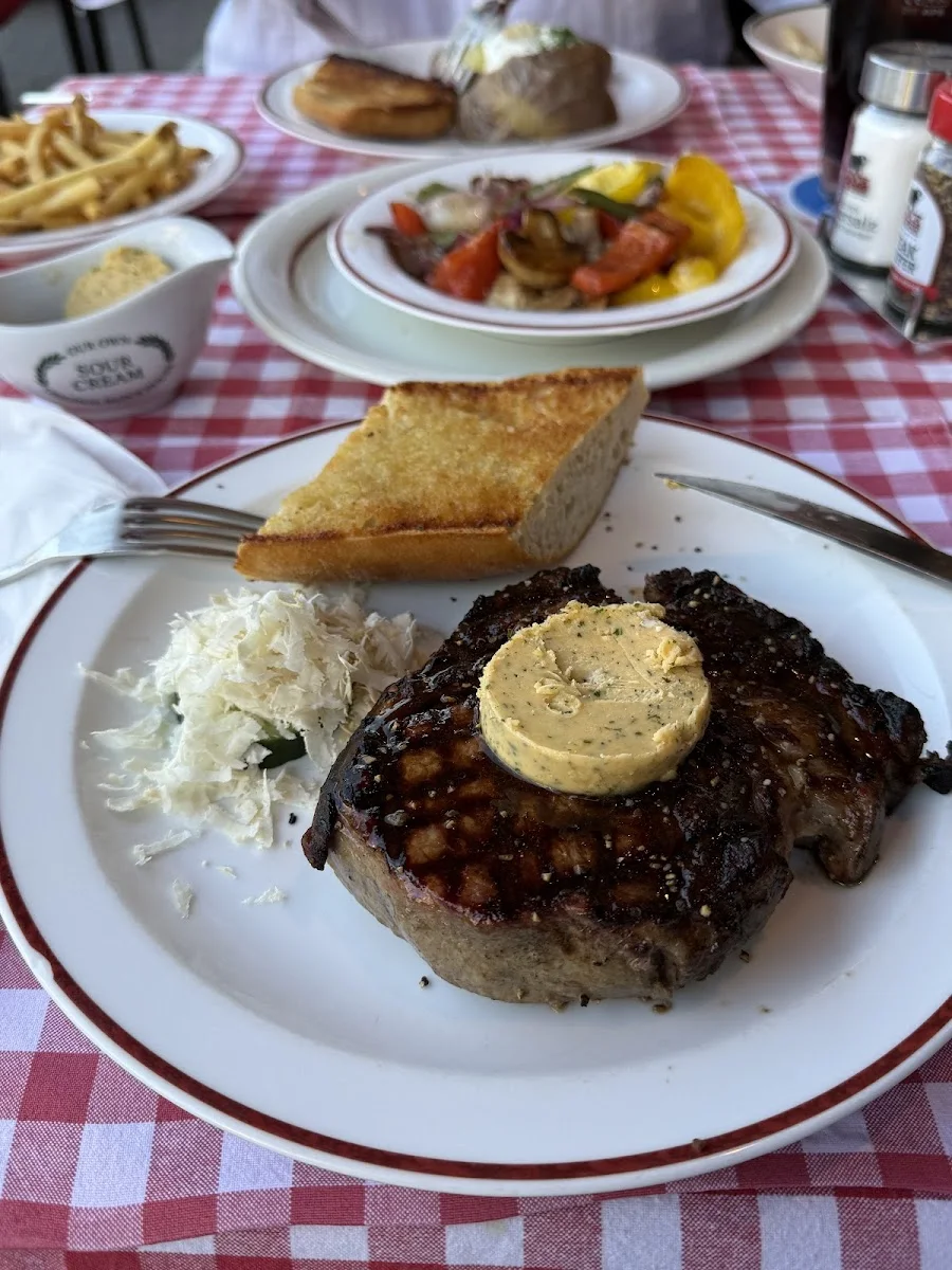 BLOCK HOUSE Am Alexanderplatz – Restaurant in Berlin