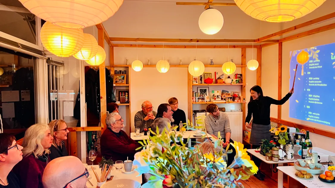 Yan Language Café – Café in Bonn, Nordrhein-Westfalen