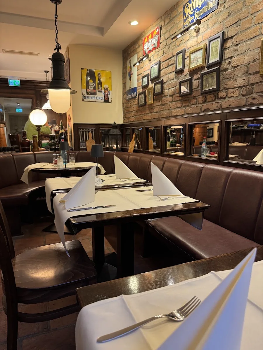 Deutsches Restaurant Ausspanne – Ortam in Berlin