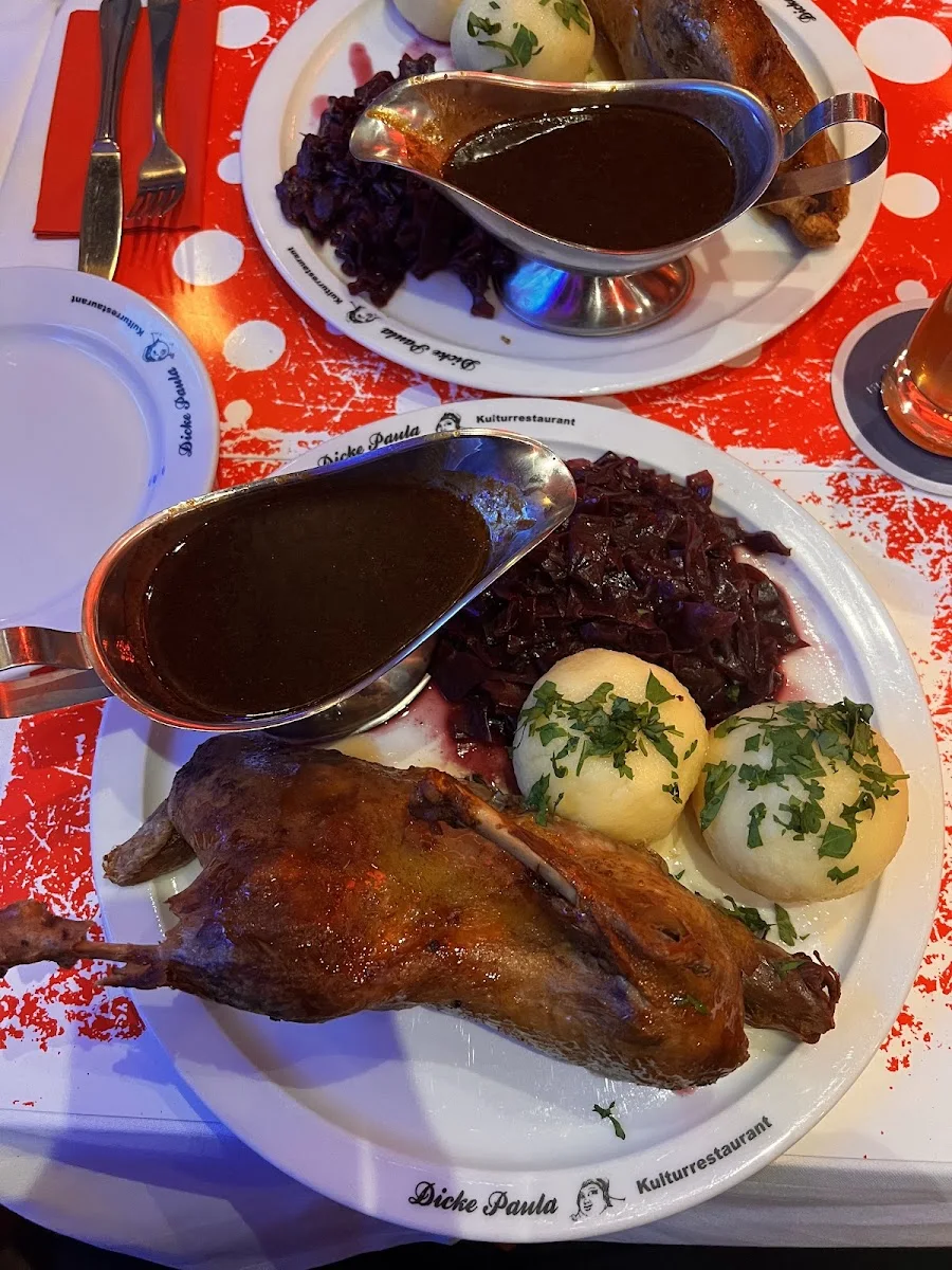 Kulturrestaurant Dicke Paula – Sauerbraten in Berlin
