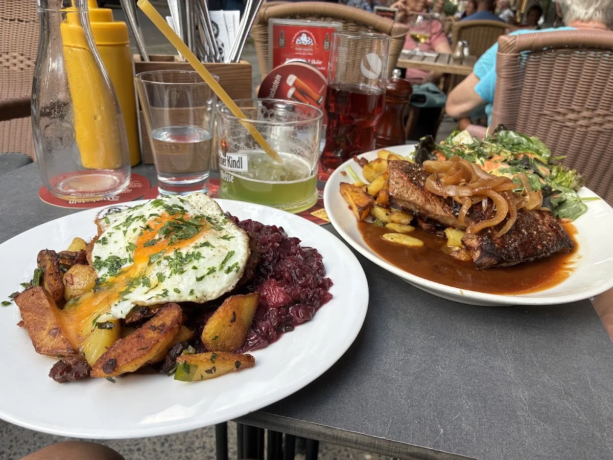 Dicke Wirtin – Essen und Trinken in Berlin