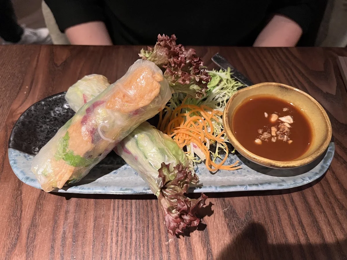 May Restaurant – Frühlingsrolle in München, Bayern