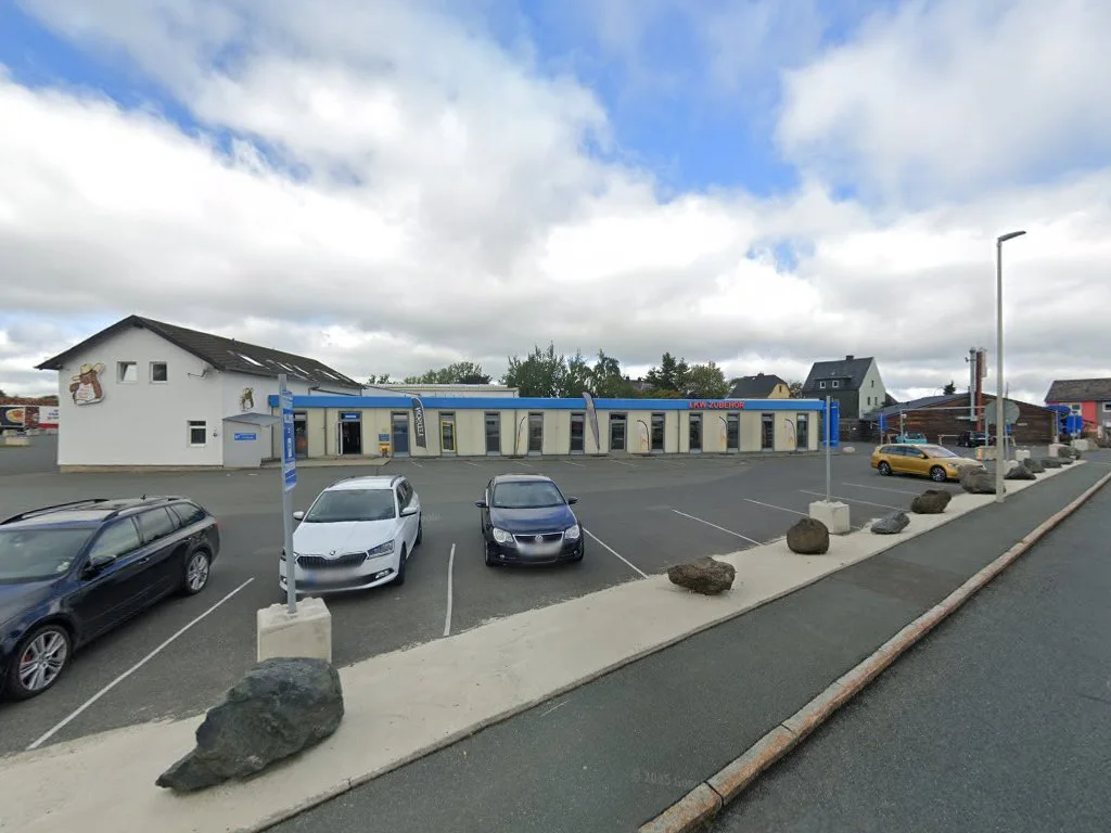 LKW-Zubehör GmbH - am alten Autohof Berg – Street View & 360°-Fotos in Berg, Bayern