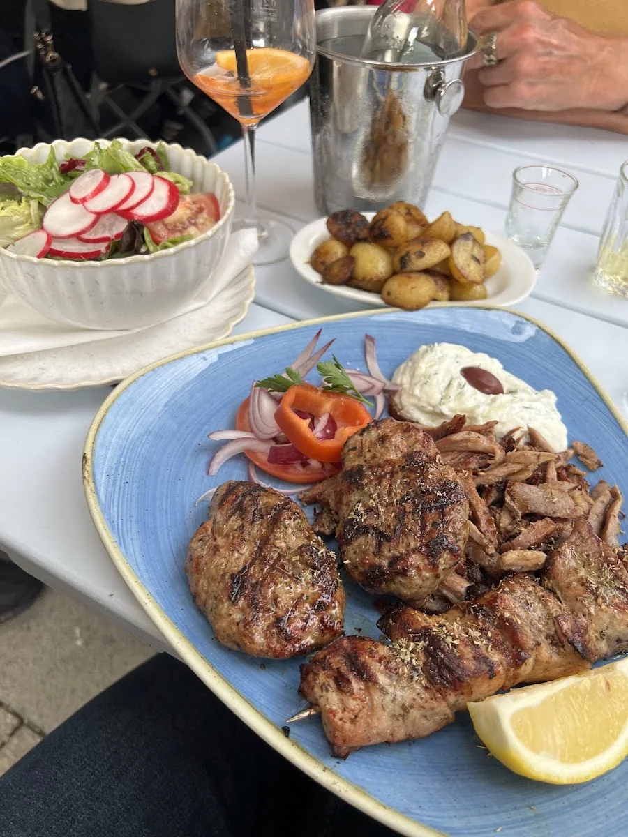 Taverna Paros – Souvlaki in München, Bayern