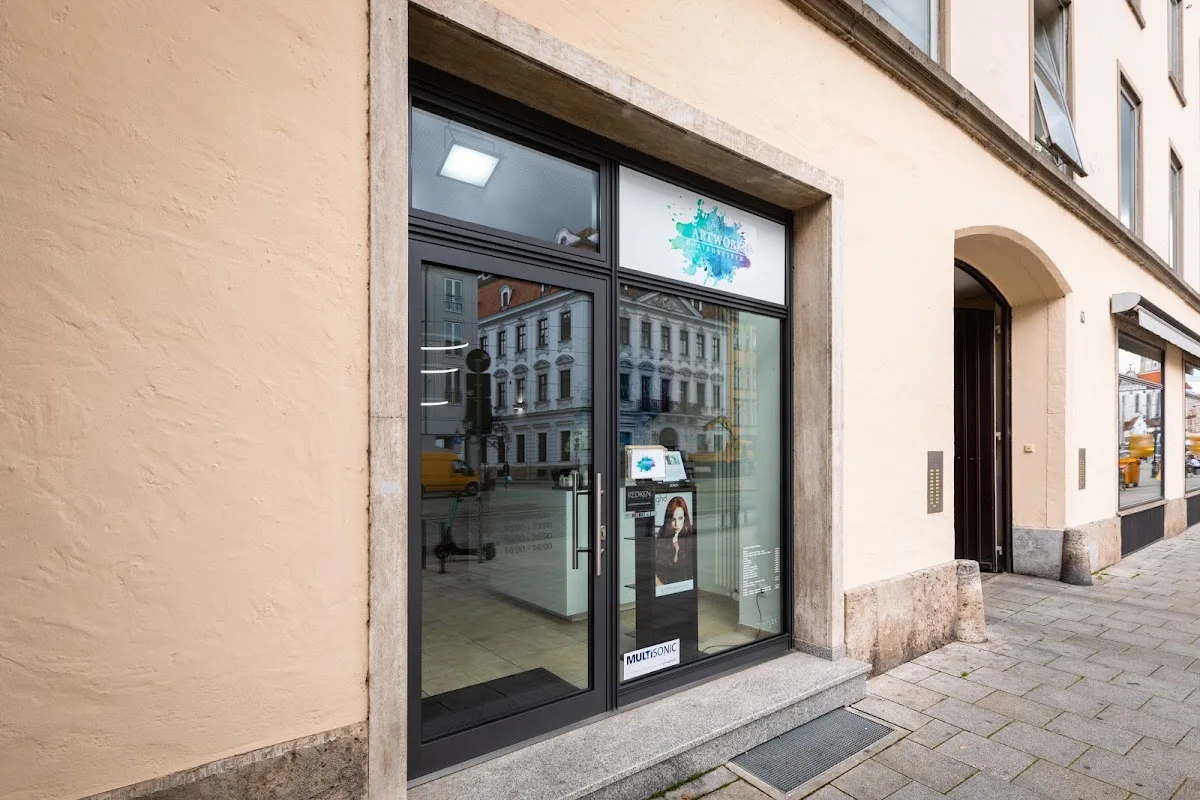 Artwork Hairdresser – Außenbereich in Augsburg, Bayern