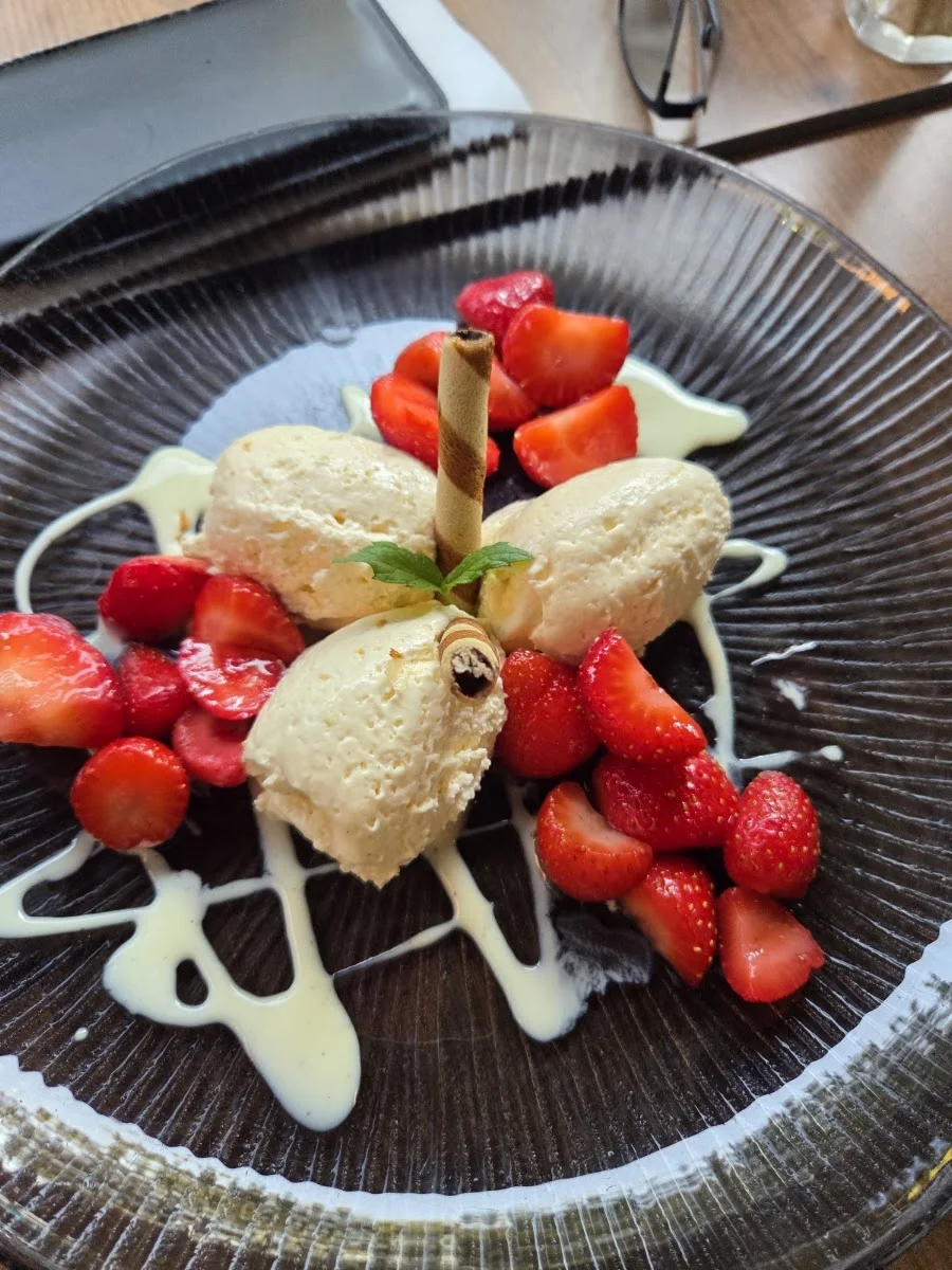 Alt Helgoländer Fischerstube – Deutsches Restaurant in Hamburg