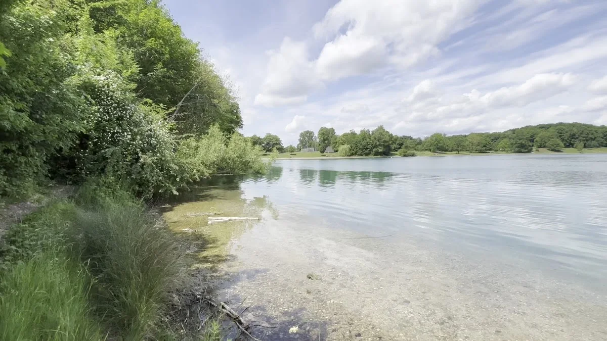Erholungsgebiet Karlsfelder See – Sehenswürdigkeit in Karlsfeld, Bayern
