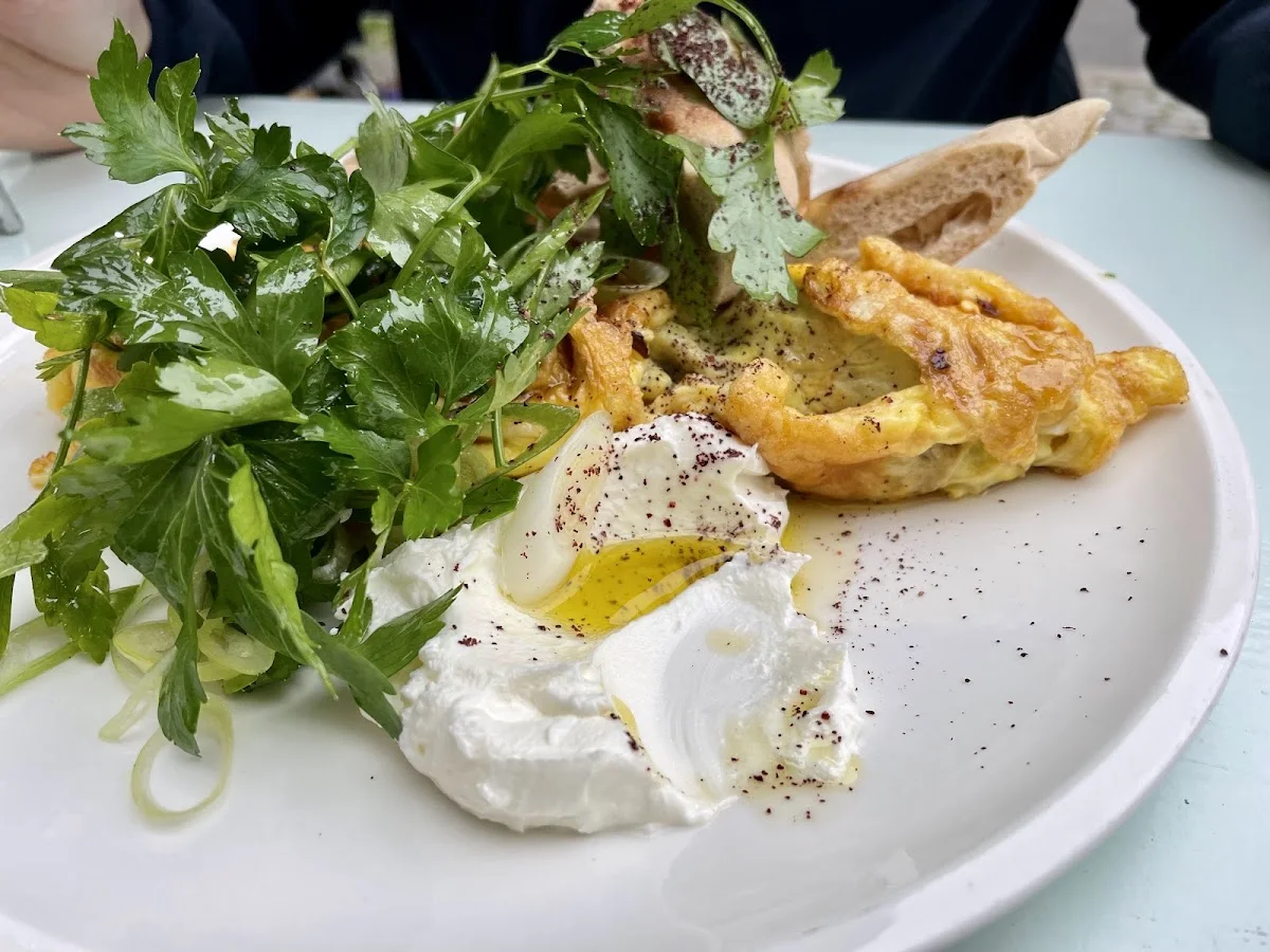 rocket + basil – Burrata in Berlin