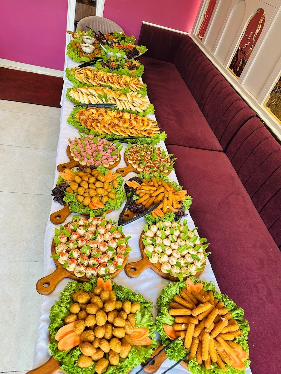 AlReef – Essen und Trinken in Berlin