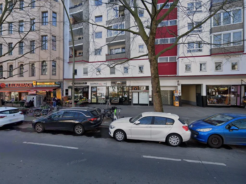 ALL THE PROBLEMS IN THIS WORLD – Street View & 360°-Fotos in Berlin