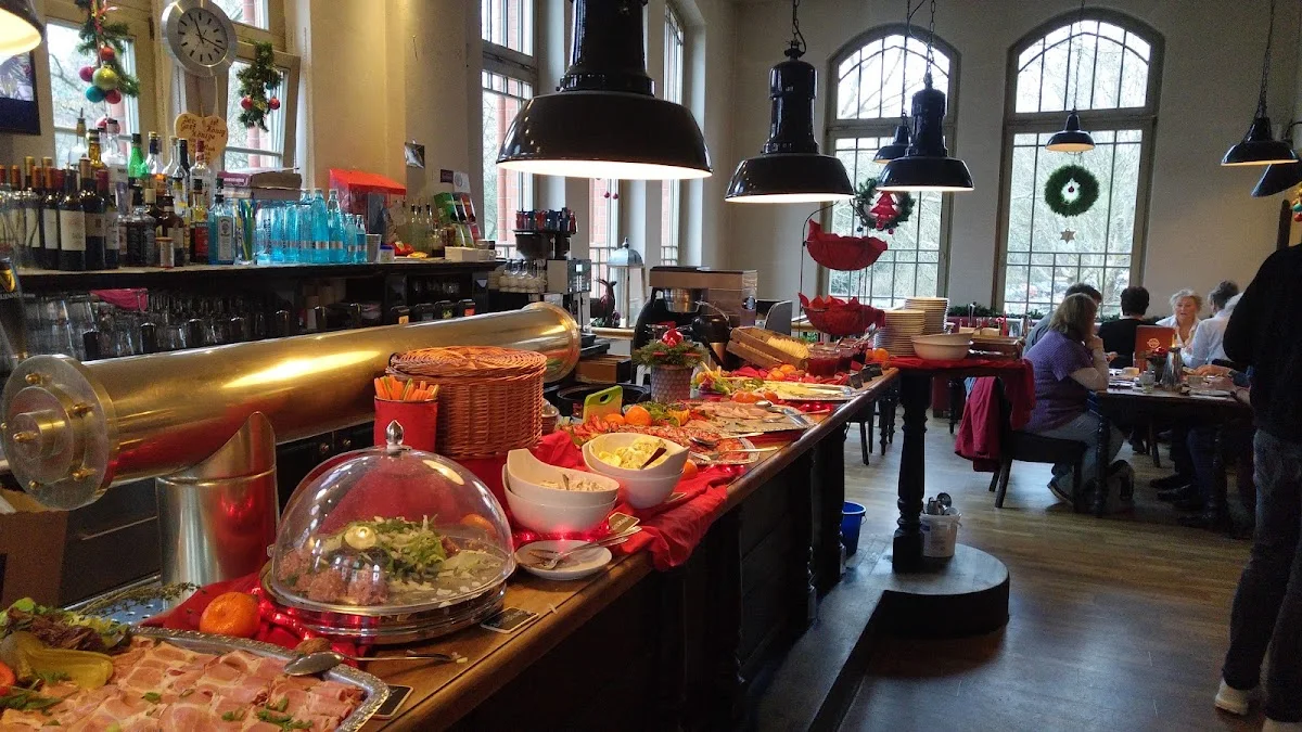 Factory Hasselbrook – Essen und Trinken in Hamburg