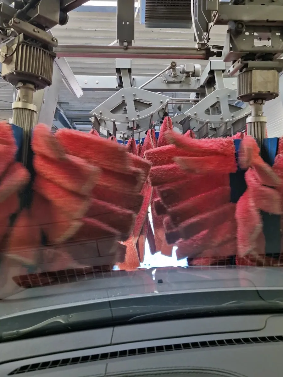 Autowaschmeile Halstenbek oHG – Autowäsche in Halstenbek, Schleswig-Holstein