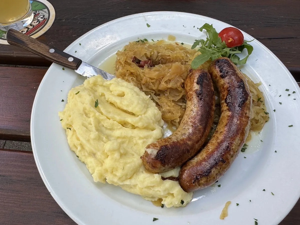 Apfelweingaststätte Klaane Sachsehäuser – Essen und Trinken in Frankfurt am Main, Hessen