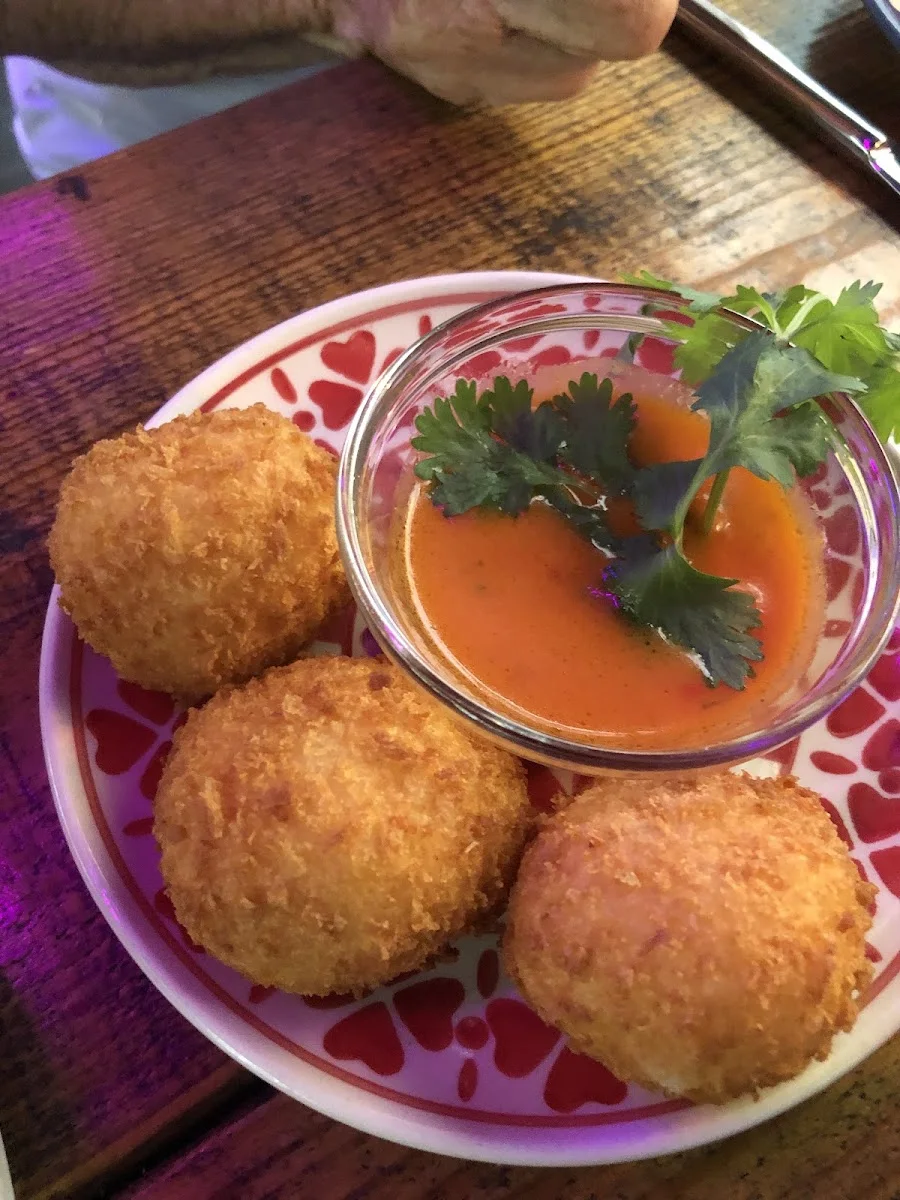 Tigre – Essen und Trinken in Hamburg