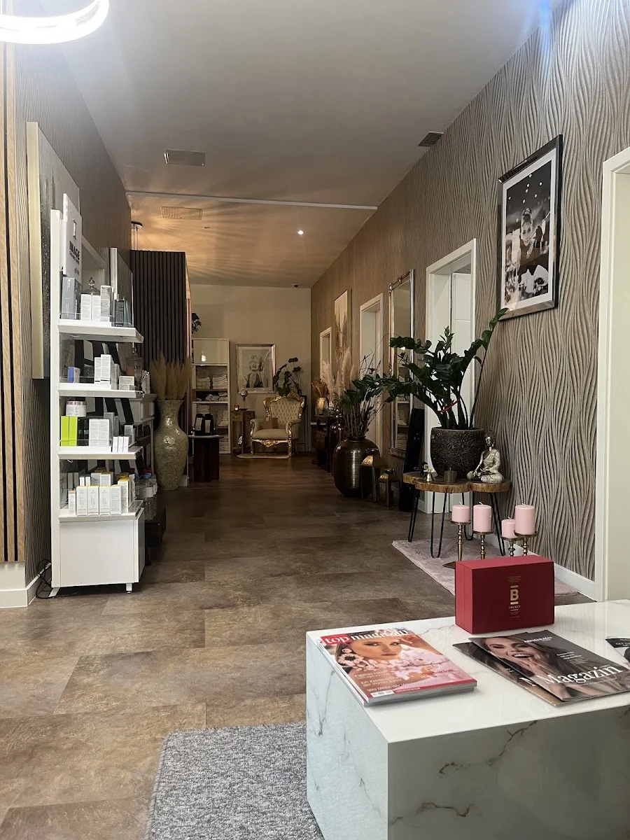 Kosmetik Leipzig – Besucherfoto: Nilab Ansari in Leipzig, Sachsen