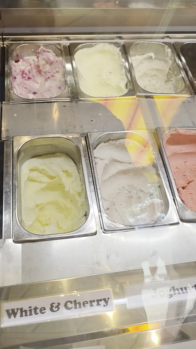 Eis-Bistro Pinguin – Eiscafé in Stuttgart, Baden-Württemberg