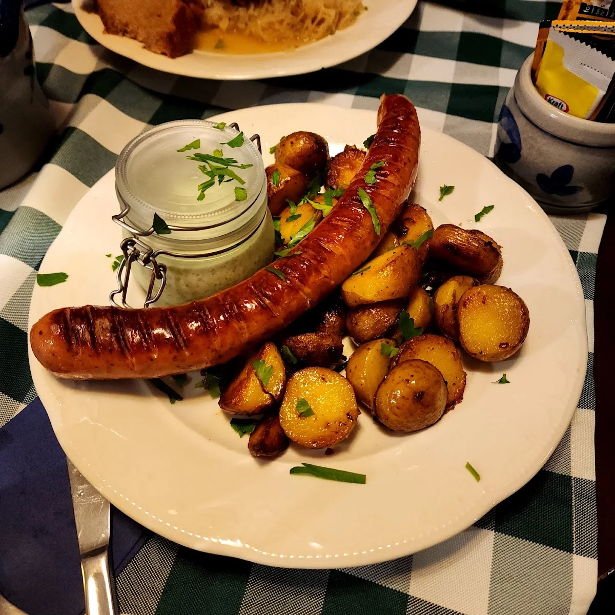 Apfelweinwirtschaft Frau Rauscher – Bratwurst in Frankfurt am Main, Hessen