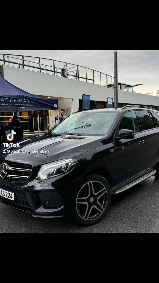 Airport Transfers Nuremberg - Chauffeur Service – Vom Inhaber in Nürnberg, Bayern