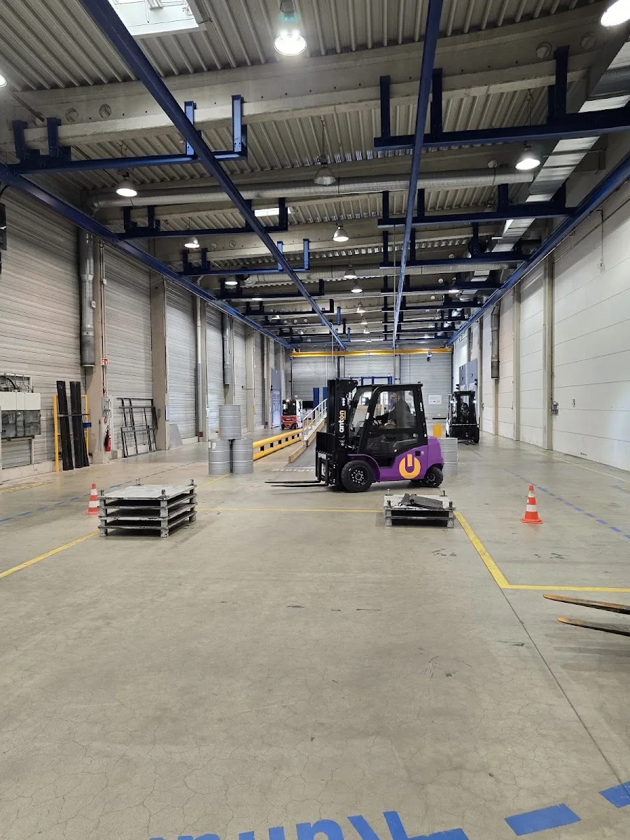 Jungheinrich Norderstedt AG & Co. KG Werk Norderstedt – Besucherfoto: Muto One in Norderstedt, Schleswig-Holstein