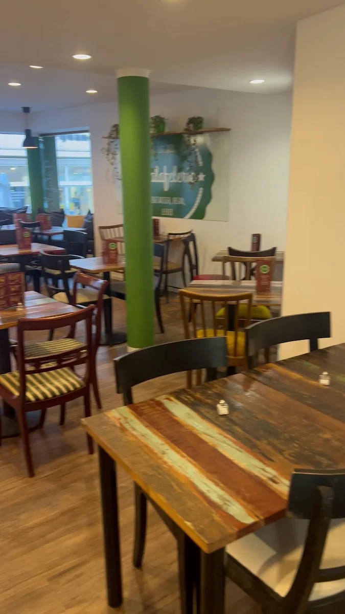 Falafelerie Esslingen • Vegetarisch • Vegan • Lecker – Atmosphäre in Esslingen am Neckar, Baden-Württemberg