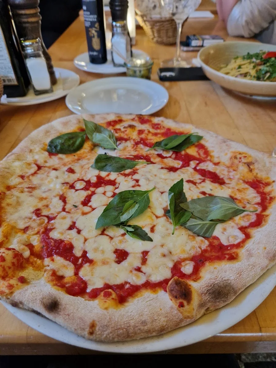 12 Apostel – Essen und Trinken in Berlin