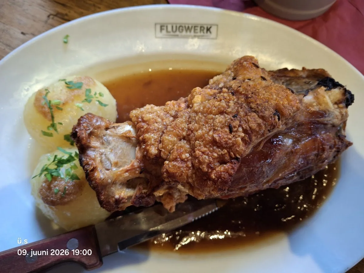 Flugwerk – Sauerkraut in Feldkirchen, Bayern