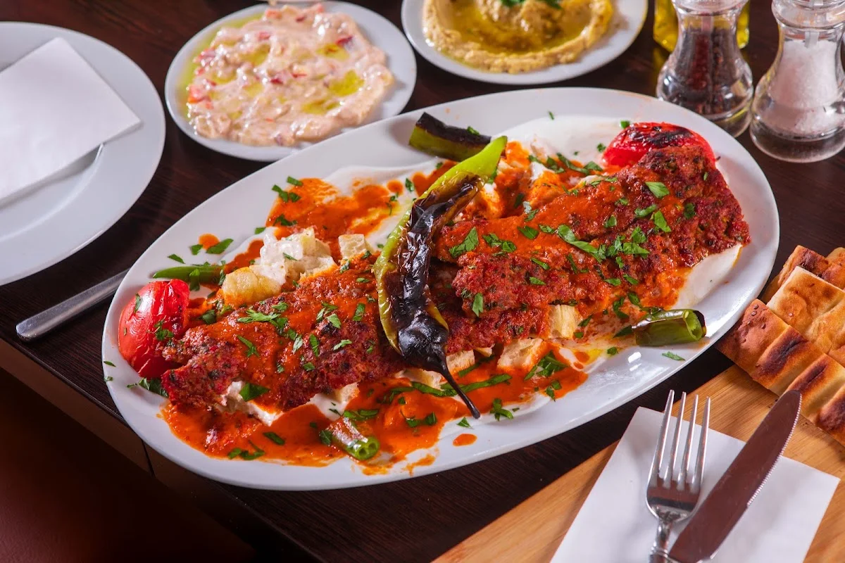 Öz Adana Grillhaus | traditional turkish restaurant – Kebab in Berlin