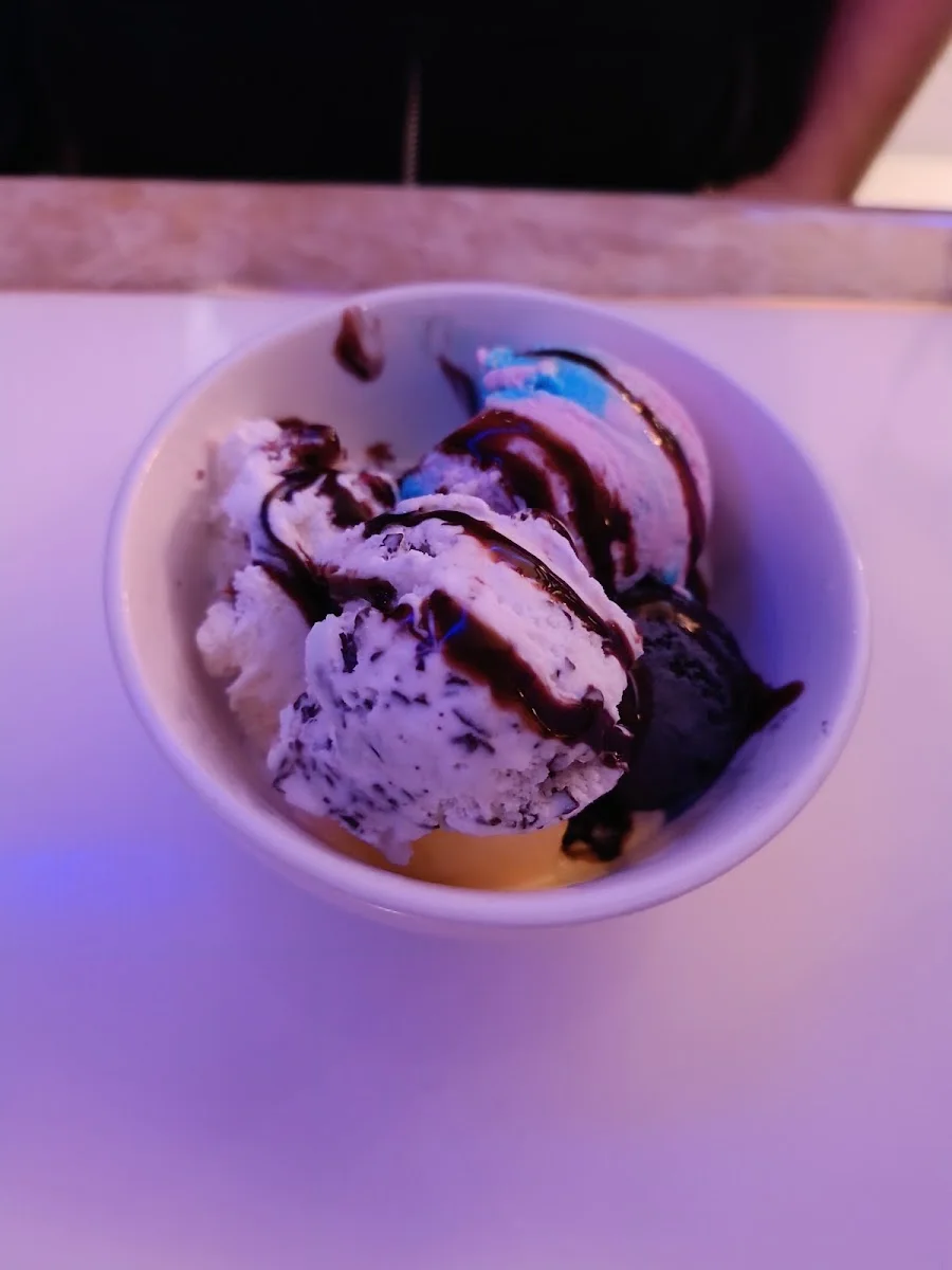 China Restaurant Bambuspalast – Glace in Wilhelmshaven, Niedersachsen
