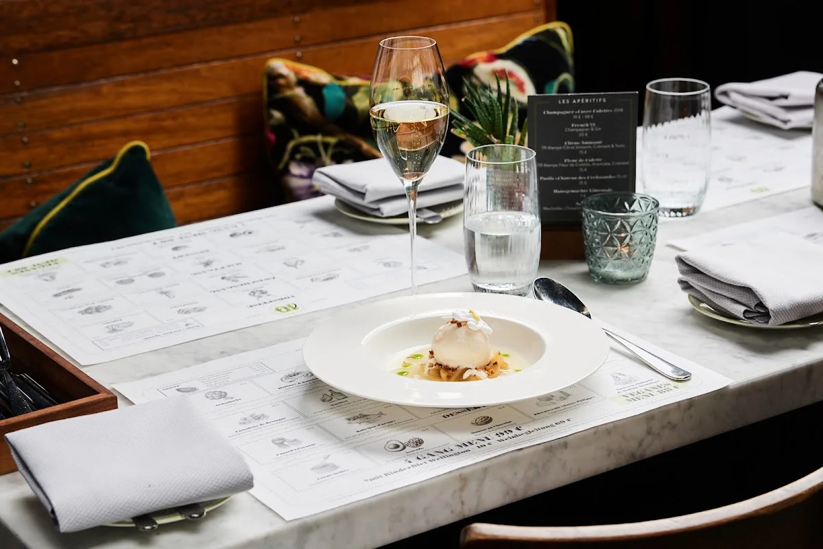 Brasserie Colette Tim Raue – Essen und Trinken in Berlin
