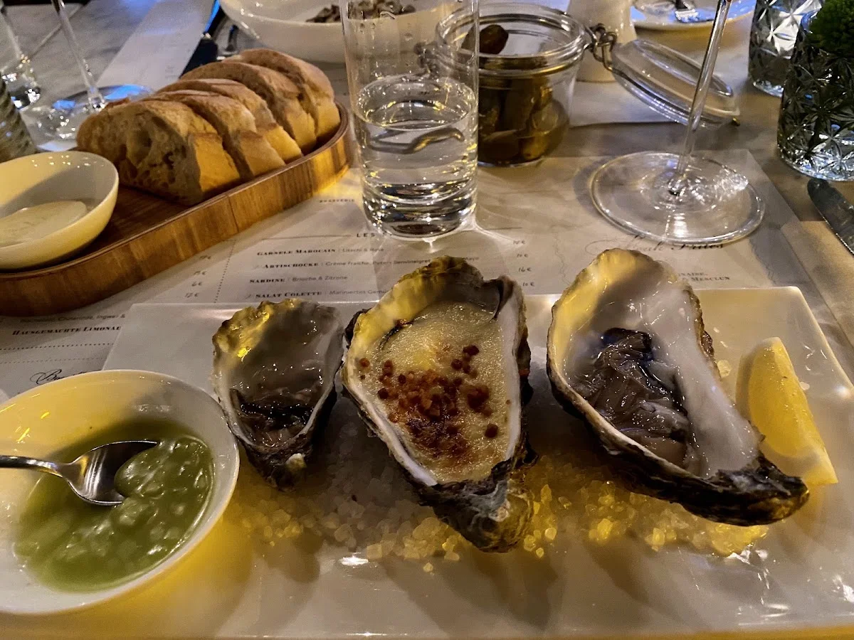 Brasserie Colette Tim Raue – Austern in Berlin