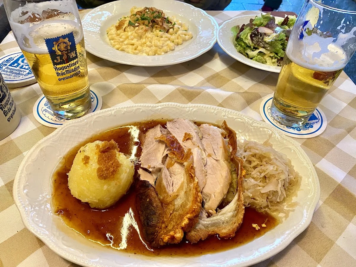 Gaststätte Burg Pappenheim – Sauerkraut in München, Bayern