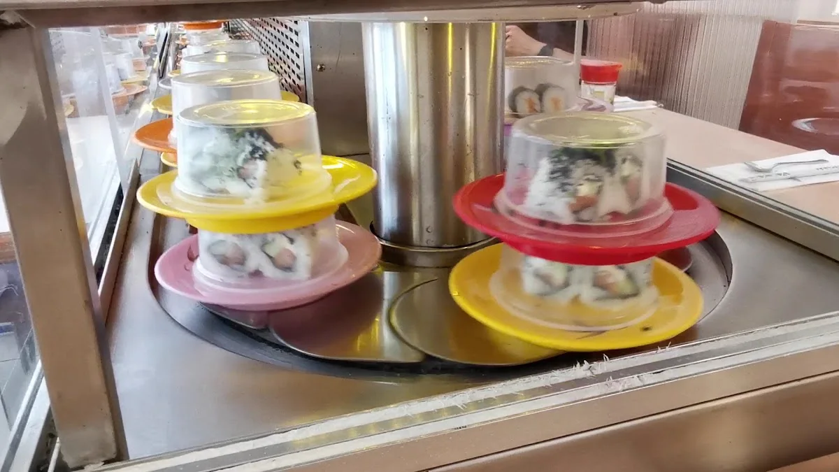 Kyoto Running Sushi – Essen und Trinken in München, Bayern