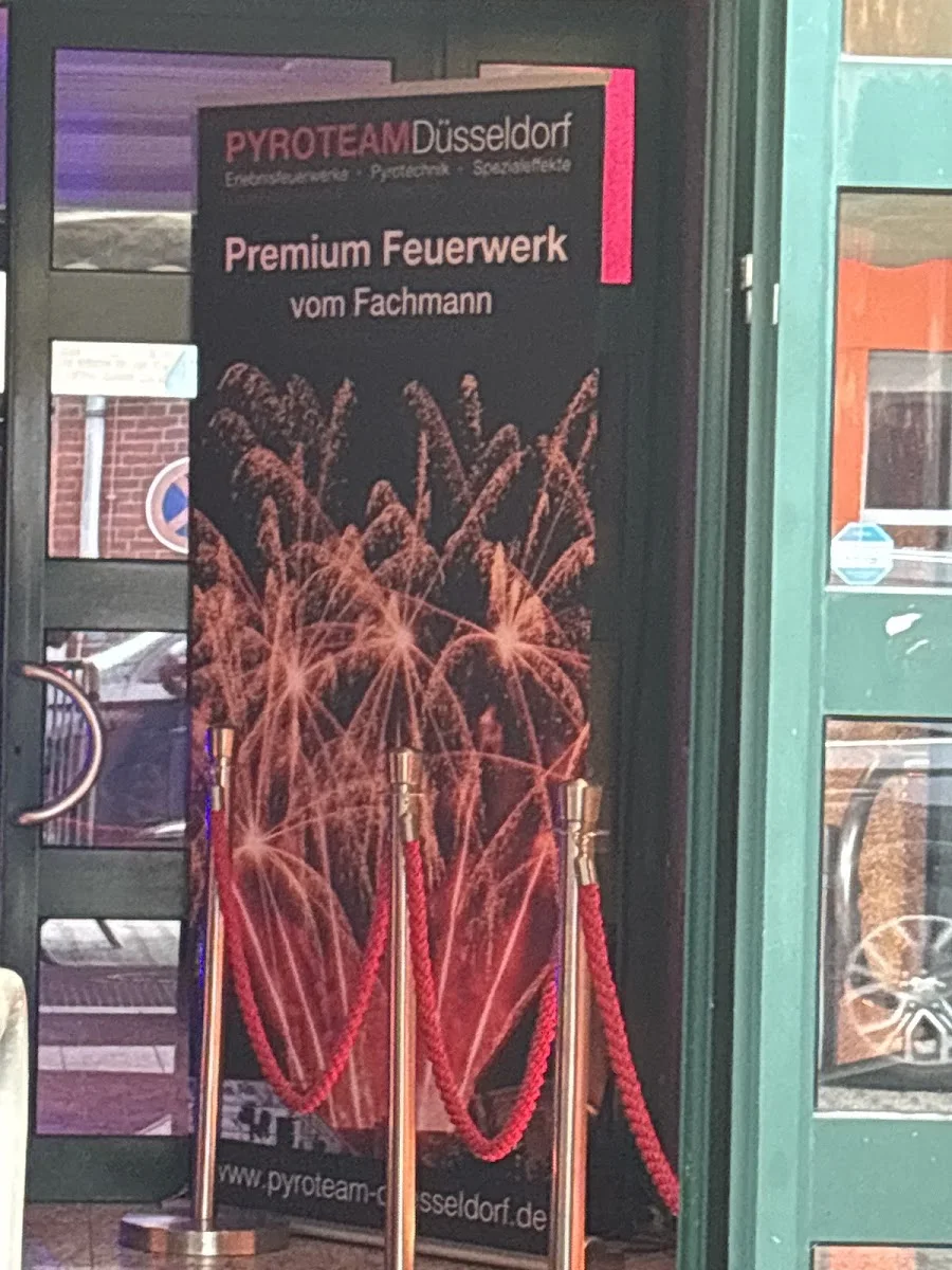 PYROTEAM STORE – Besucherfoto von Tobias Albrecht in Grevenbroich, Nordrhein-Westfalen
