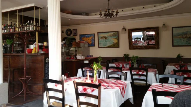 Mangia Bene – Atmosphäre in Neu Wulmstorf, Niedersachsen