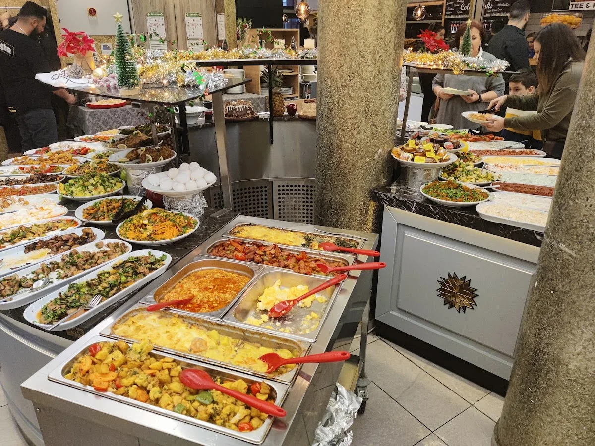 Damla +PLUS – Atmosphäre in Köln, Nordrhein-Westfalen