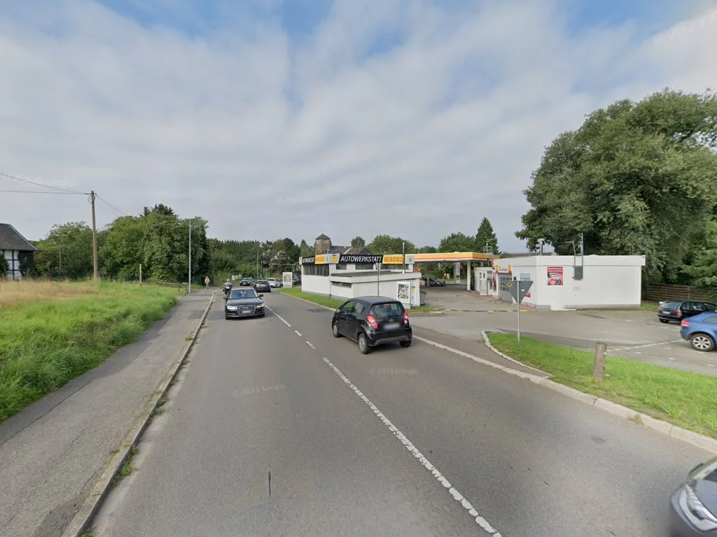 Autowerkstatt Bergisch – Street View & 360°-Fotos in Bergisch Gladbach, Nordrhein-Westfalen