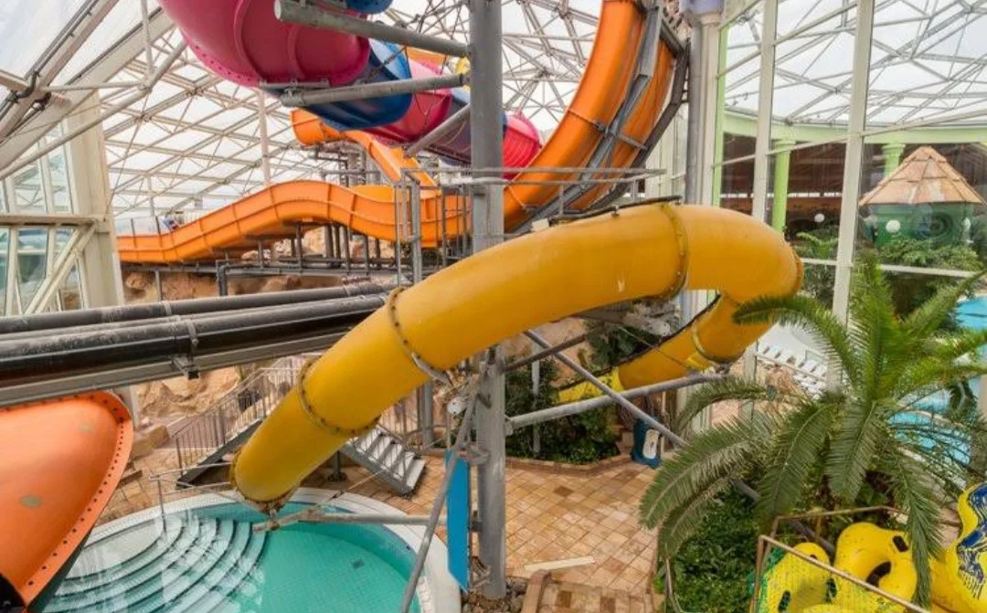 AQUALAND Freizeitbad – Schwimmbecken in Köln, Nordrhein-Westfalen