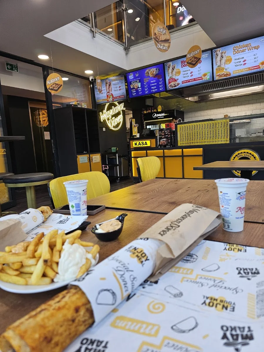 Maydonoz Döner – Pommes frites in Ludwigsburg, Baden-Württemberg