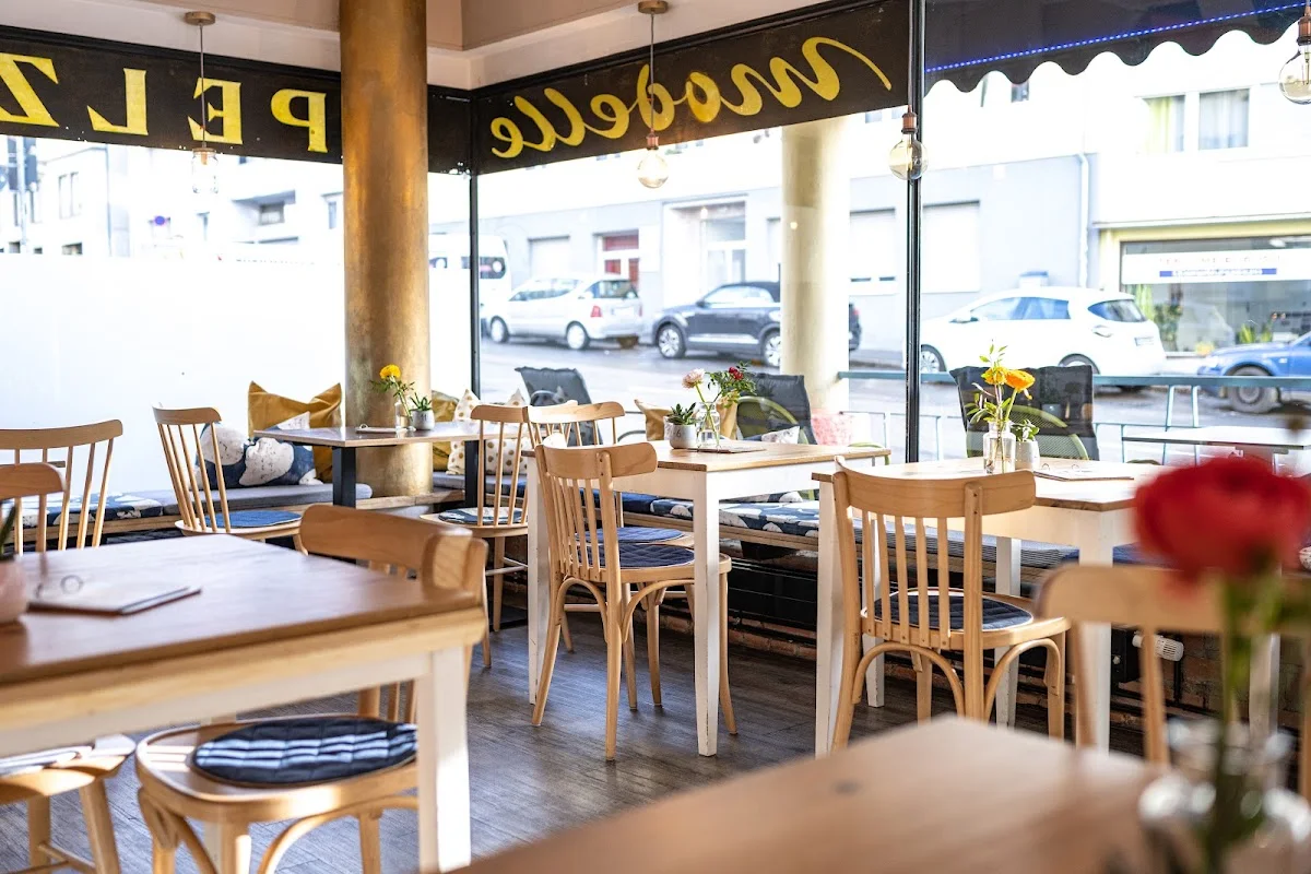 Poffers Café Stuttgart – Atmosphäre in Stuttgart, Baden-Württemberg