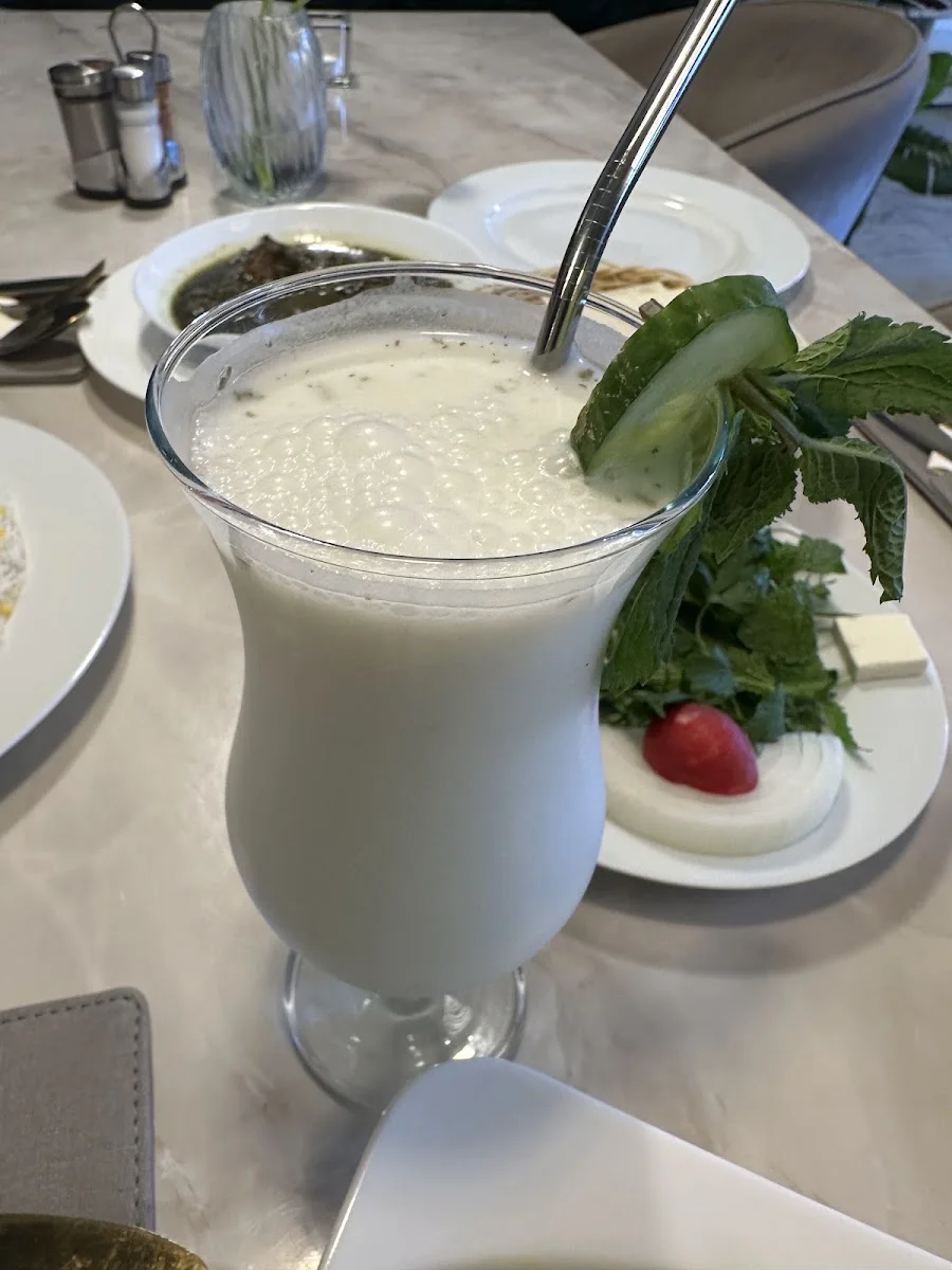 Qasr Restaurant – Saft in Hamburg